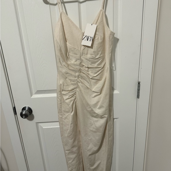 New with Tags Zara White Linen Blend Ruched Midi Dress with Slit Size S - Picture 11 of 11